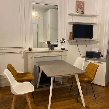 Passy Tour Eiffel Appartement